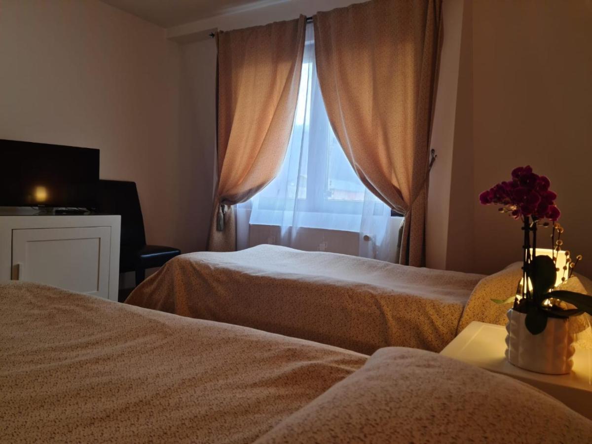 Ramona Hotel Gura Humorului Eksteriør billede